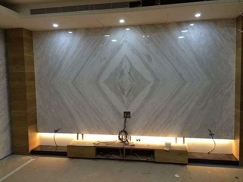 besiktas yildiz yapdigimiz ic dekorasyon ozel tasarimlarda kullanilantv unetesi mermer kaplama